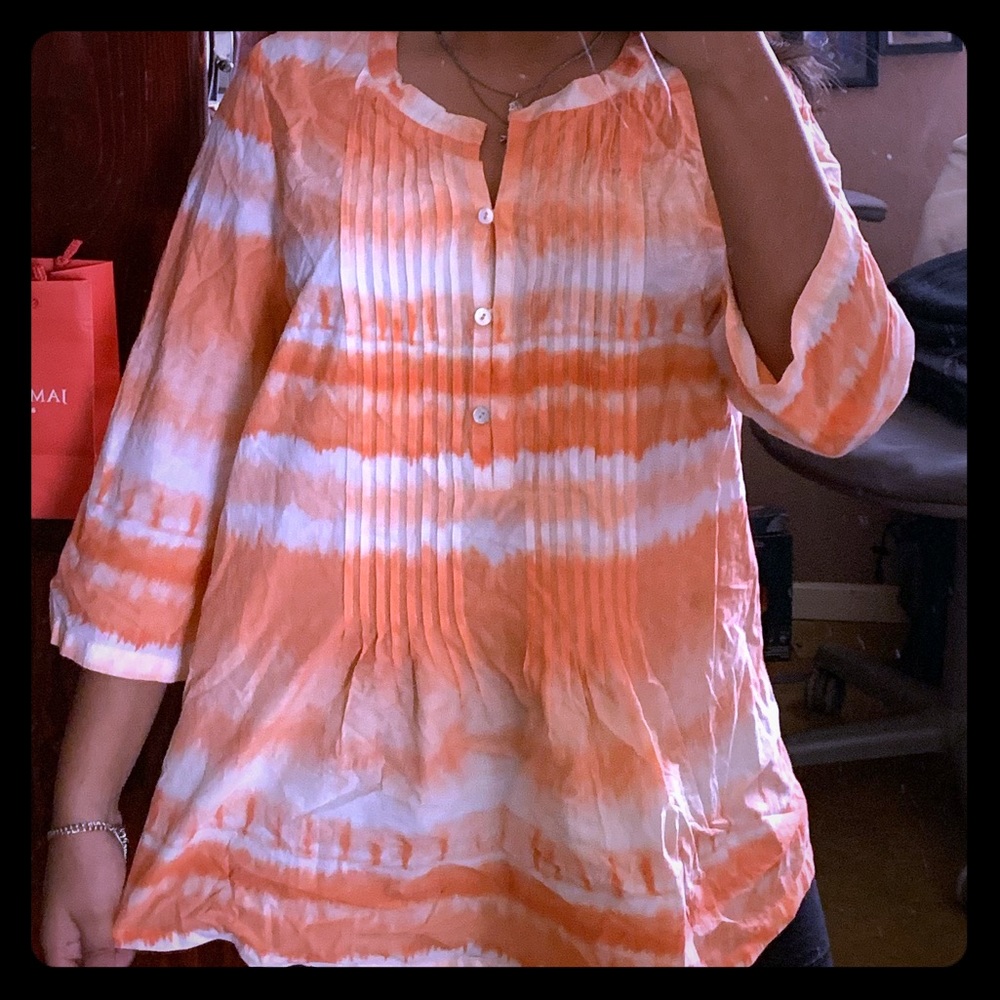 Orange blouse dye style